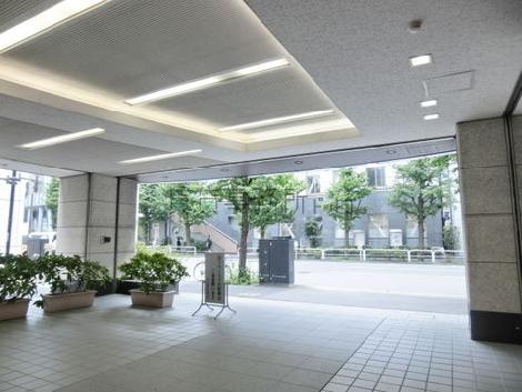 正面玄関