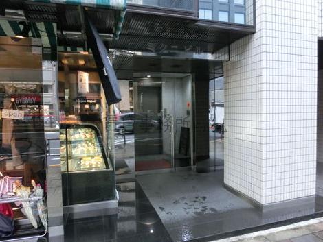 正面玄関