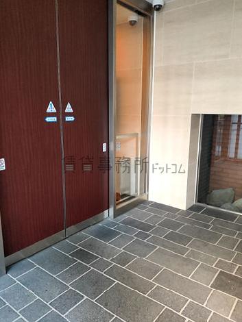 正面玄関