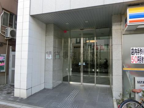 正面玄関