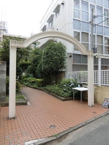 正面玄関
