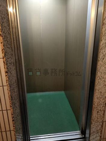 エレベーター