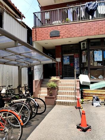 正面玄関
