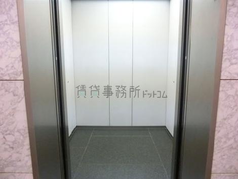 多くの人が入れます