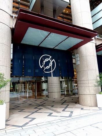 正面玄関