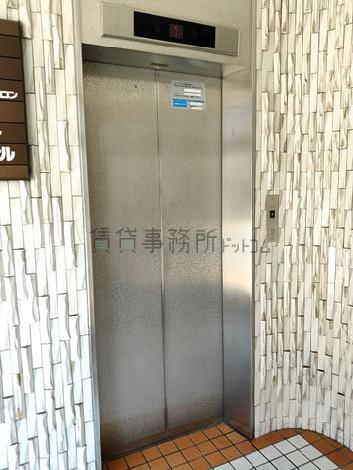 エレベーター