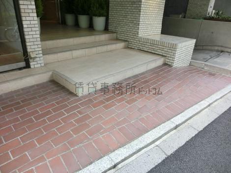 正面玄関