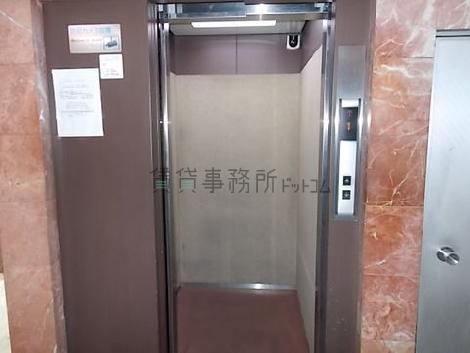 エレベーター