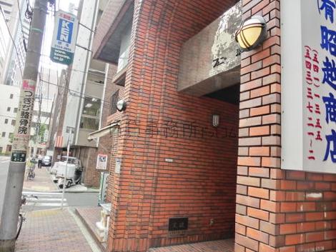 正面玄関