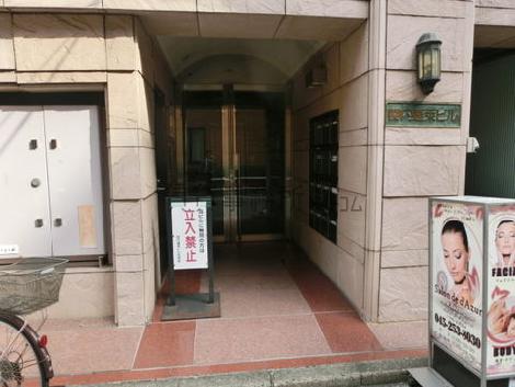 正面玄関