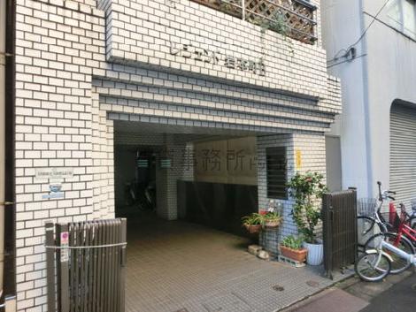 正面玄関