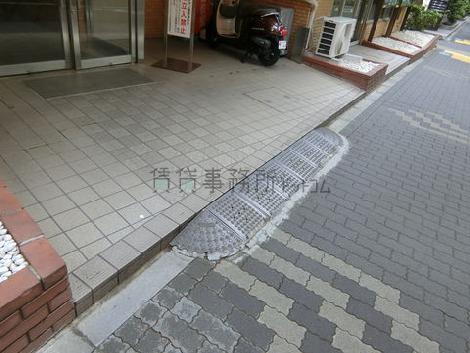 正面玄関