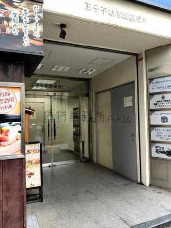 正面玄関