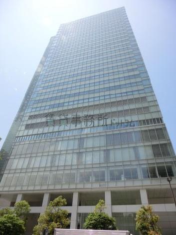 ガラスで覆われています