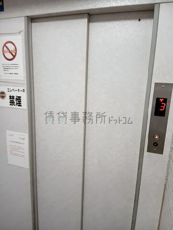 エレベーター