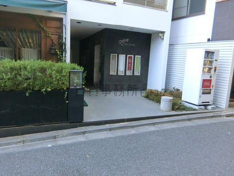 正面玄関