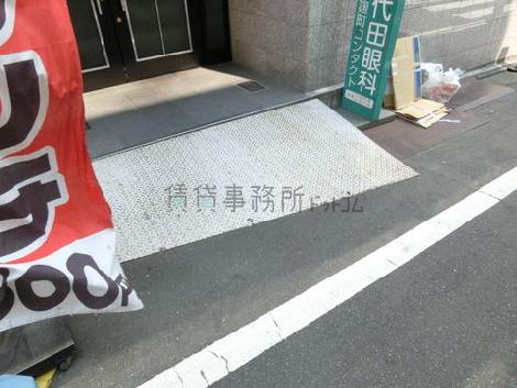 正面玄関