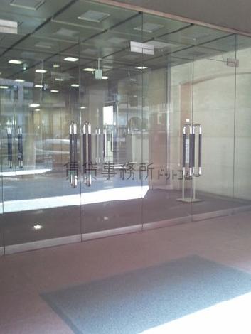 正面玄関