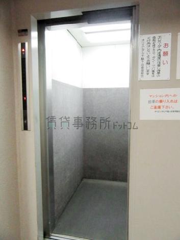 エレベーター
