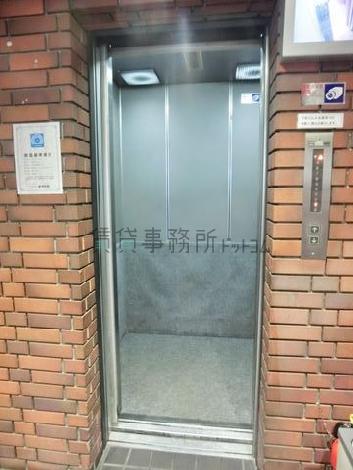 エレベーター