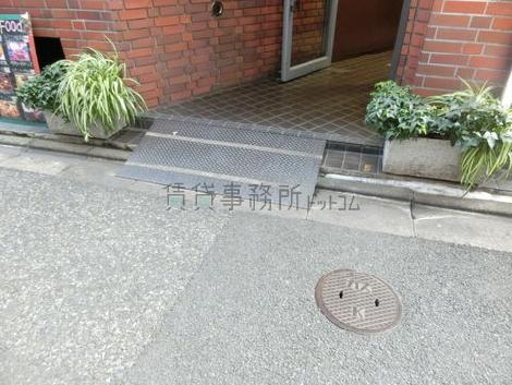 正面玄関