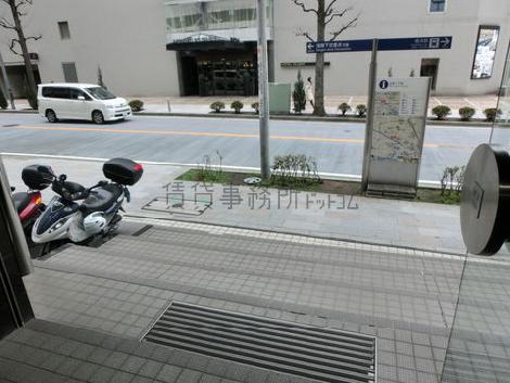 正面玄関