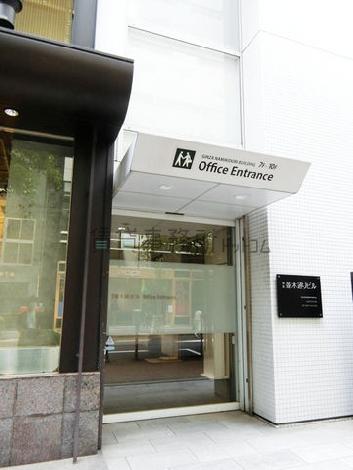 正面玄関
