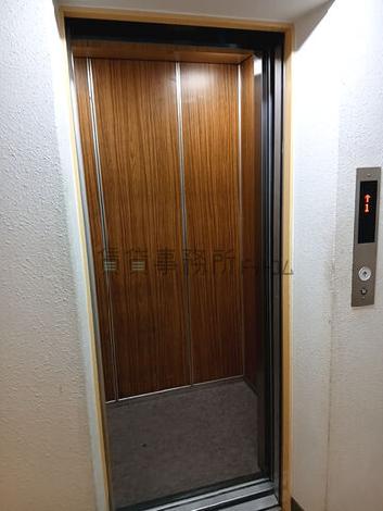 エレベーター