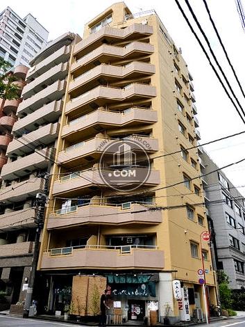 パレドール新宿の外観写真