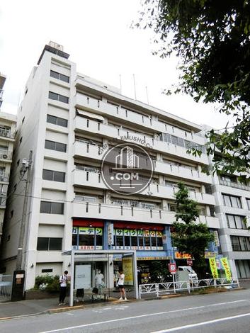 西参道マンションの外観写真