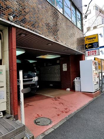 正面玄関