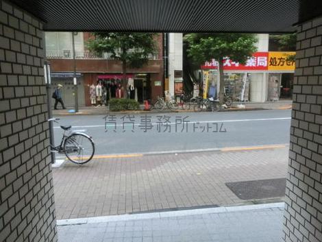 正面玄関