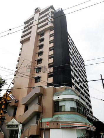 イーストヒル町屋の外観写真