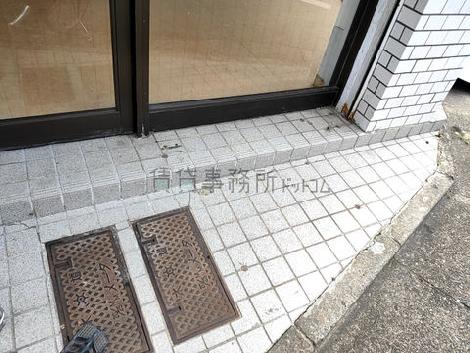 正面玄関