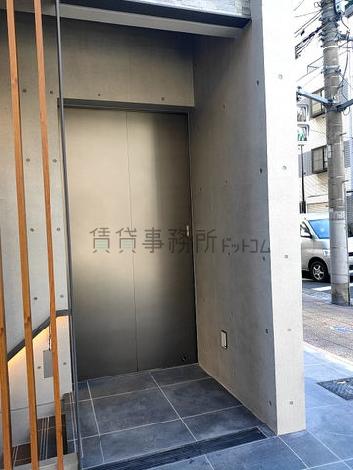 正面玄関
