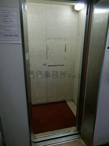 エレベーター