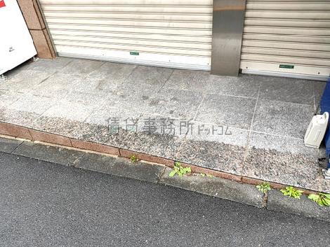 正面玄関