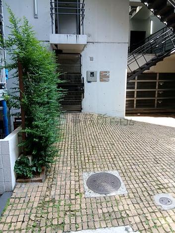 正面玄関