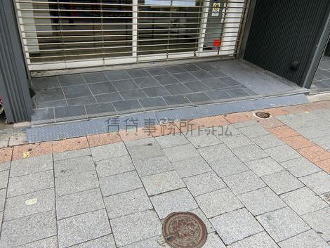 正面玄関