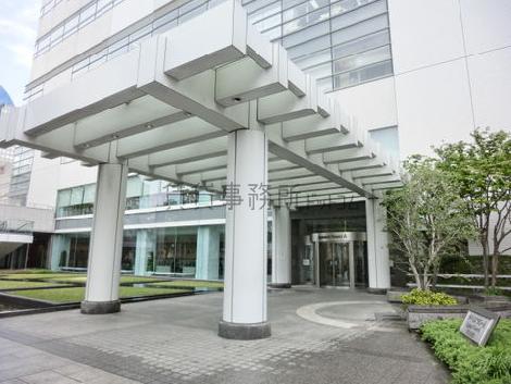 海側の正面玄関口