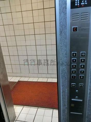 エレベーター