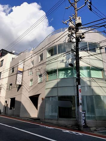自由が丘ネクスト・ワンビルの外観写真