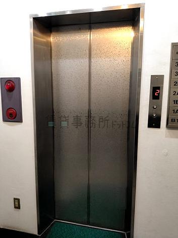 エレベーター