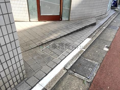 正面玄関