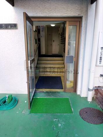正面玄関