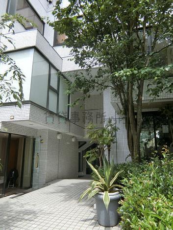 正面玄関