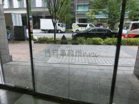 正面玄関