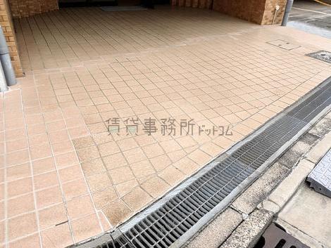 正面玄関