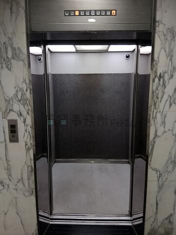 エレベーター