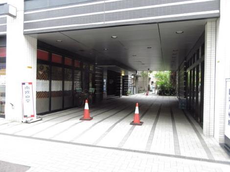 正面玄関